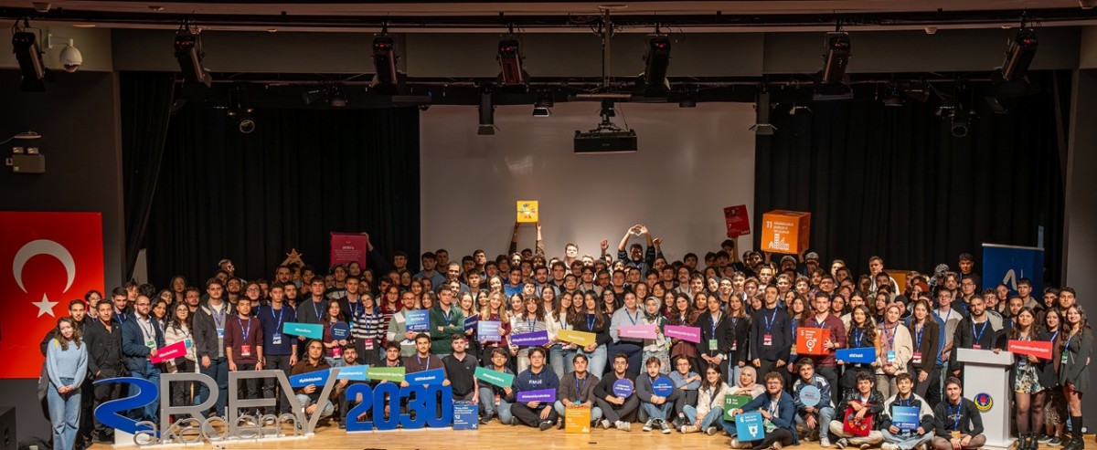 Rönesans Eğitim Vakfı’nın 2026-2027 burs başvuruları başlıyor