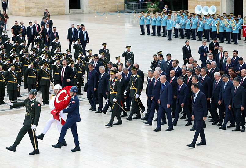 Cumhurbaşkanı Erdoğan, Anıtkabir’de düzenlenen törene katıldı