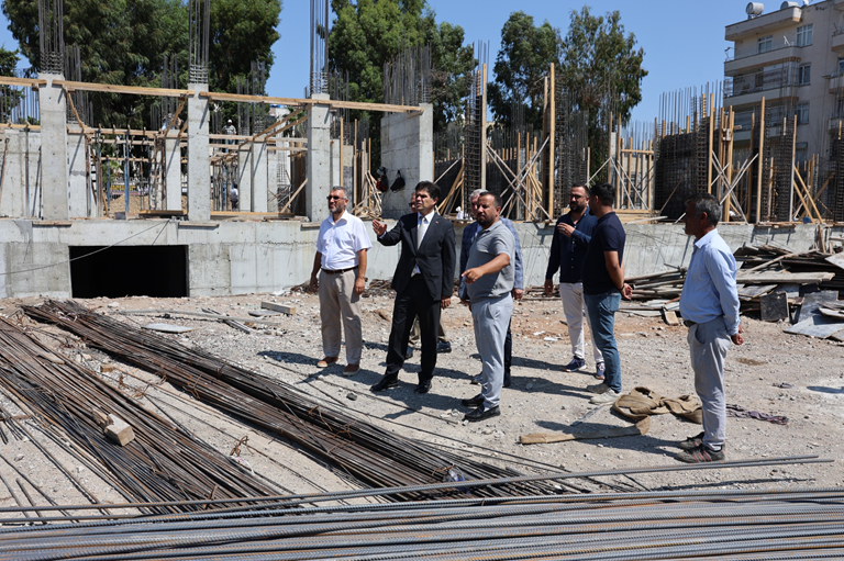 Millî Eğitim Müdürü Muhammed Özdemirci, şantiye ziyaretinde