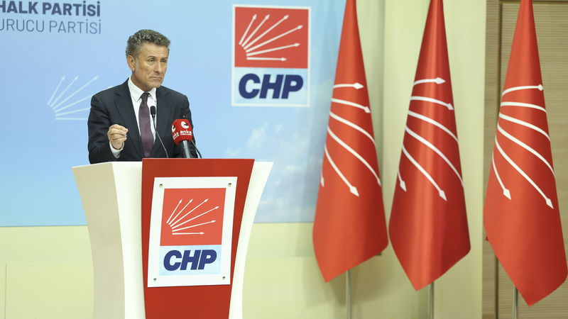 Orhan Sarıbal: 
